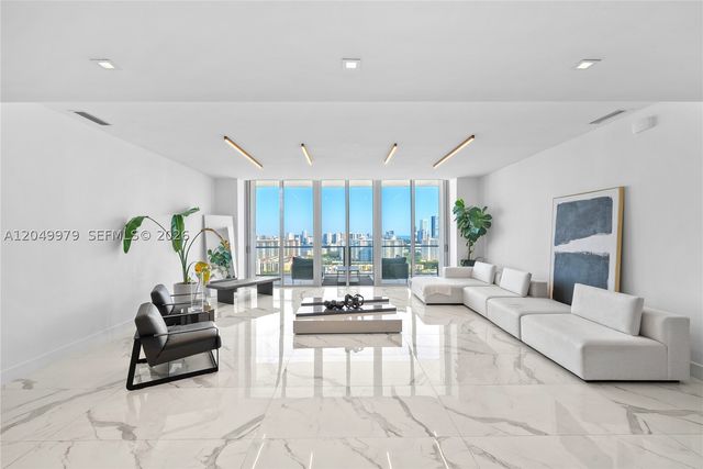 300 Sunny Isles Blvd Penthouse-03, Sunny Isles Beach, FL 33160