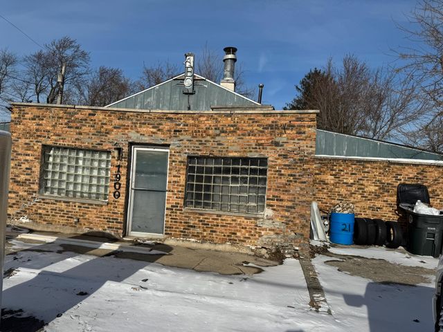 1900 W Old Ridge Road, Hobart, IN 46342