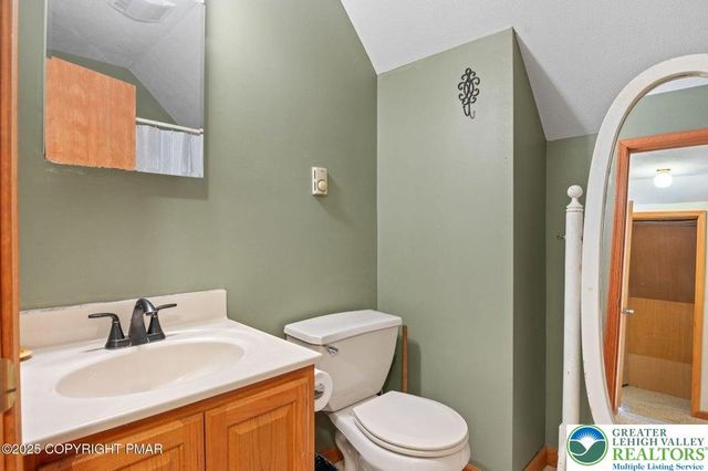 11 Bishop Circle, Penn Forest Twp, PA 18210