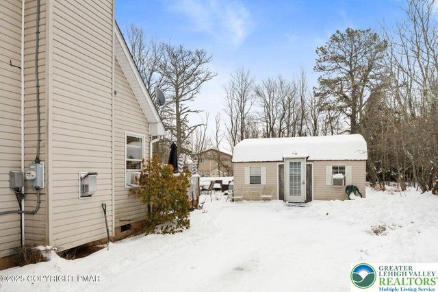 11 Bishop Circle, Penn Forest Twp, PA 18210