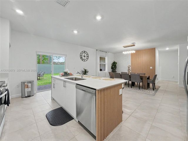 13218 SW 189th Ter, Miami, FL 33177