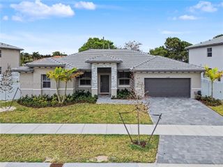 13218 SW 189th Ter, Miami, FL 33177