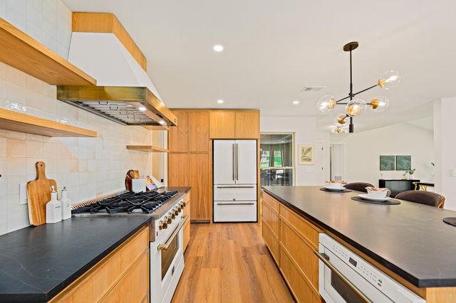7906 Havenwood DR, Austin, TX 78759