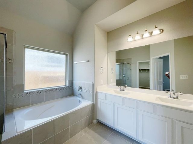 24946 Via Arabella Lane, Richmond, TX 77406