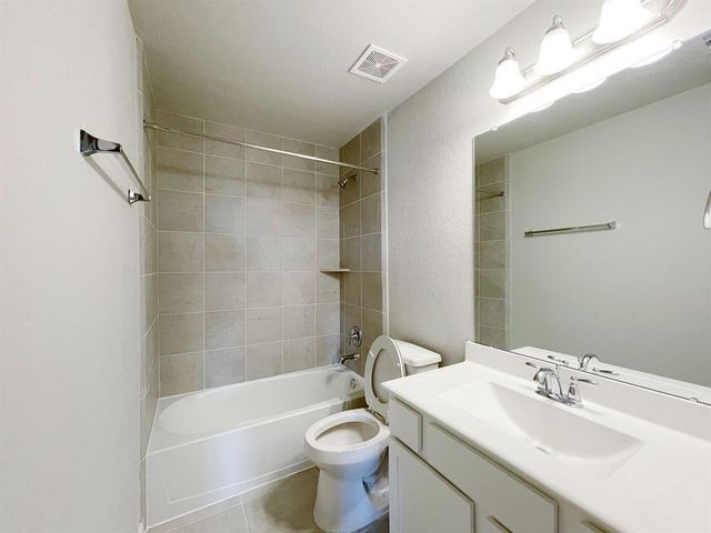 24946 Via Arabella Lane, Richmond, TX 77406