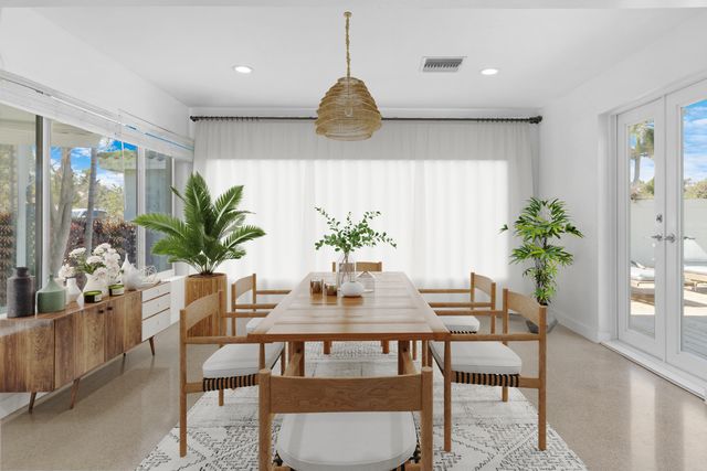 909 SE 16th Place, Deerfield Beach, FL 33441