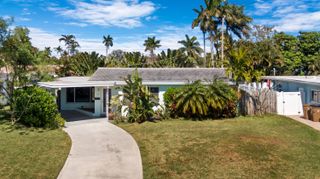 909 SE 16th Place, Deerfield Beach, FL 33441