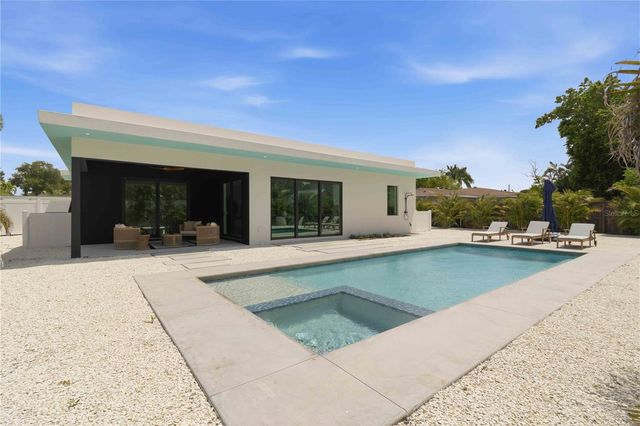 2306 VALENCIA DRIVE, Sarasota, FL 34239