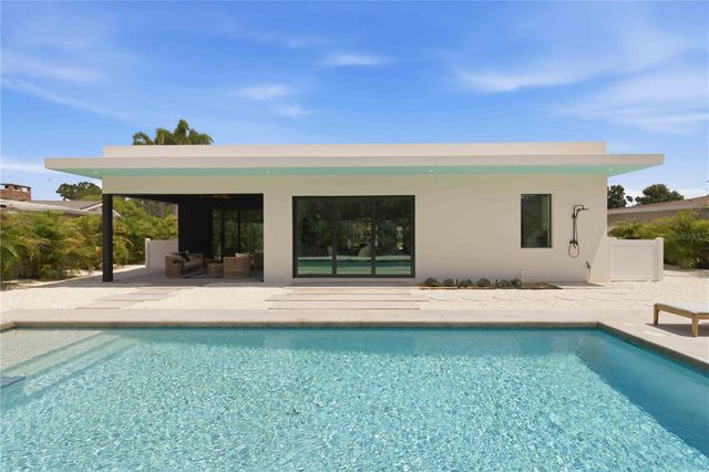 2306 VALENCIA DRIVE, Sarasota, FL 34239