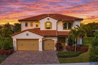 12043 N Baypoint Circle, Parkland, FL 33076