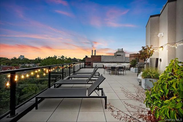 1702 Newkirk Avenue 5A, Brooklyn, NY 11226