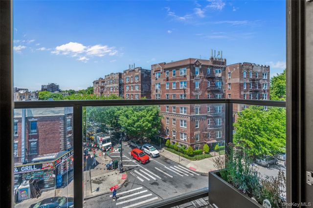 1702 Newkirk Avenue 5A, Brooklyn, NY 11226
