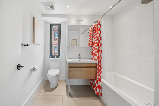 1702 Newkirk Avenue 5A, Brooklyn, NY 11226