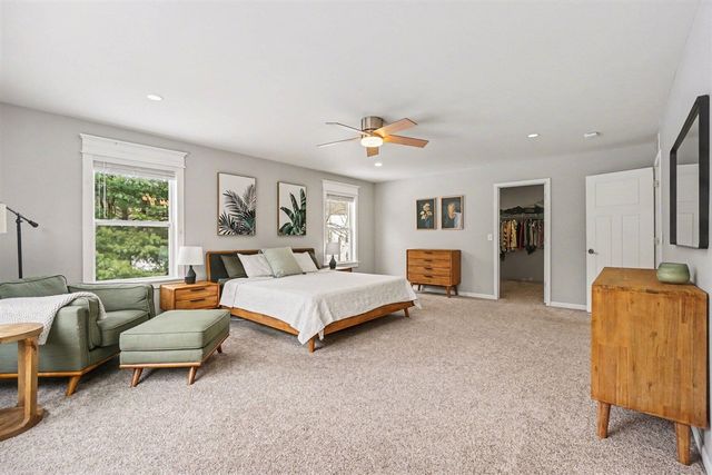 9360 Stratford Woods Trail, Kalamazoo, MI 49009