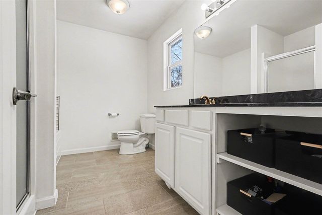 9360 Stratford Woods Trail, Kalamazoo, MI 49009