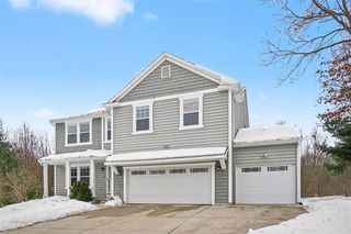 9360 Stratford Woods Trail, Kalamazoo, MI 49009