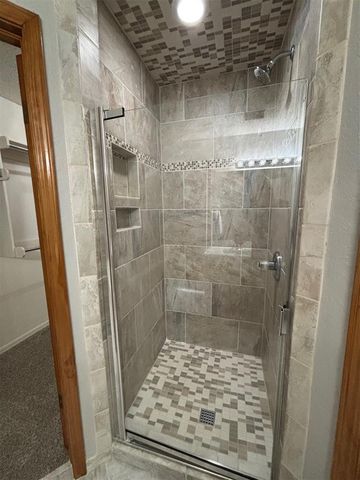 1613 Victoria Drive, Edmond, OK 73003