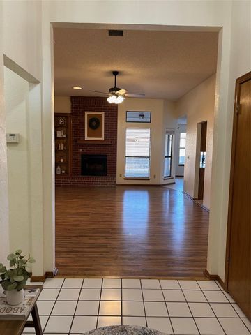 1613 Victoria Drive, Edmond, OK 73003