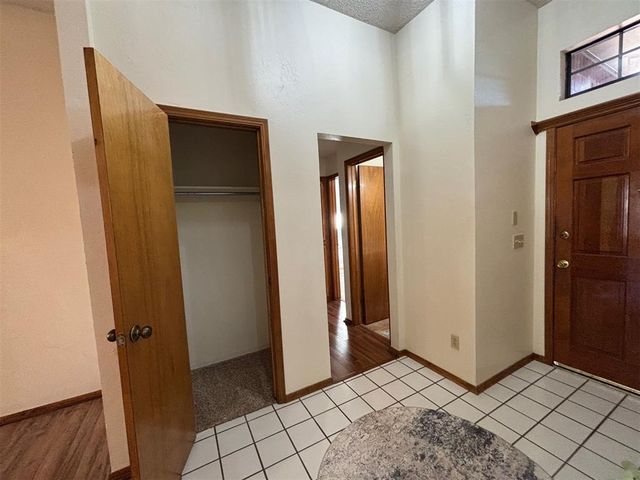 1613 Victoria Drive, Edmond, OK 73003