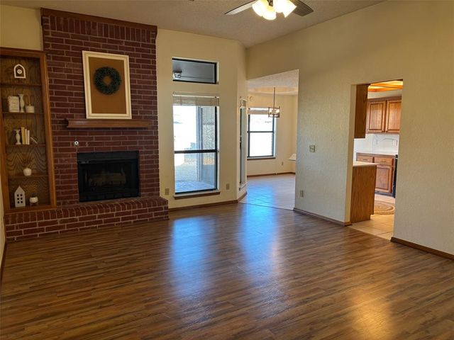 1613 Victoria Drive, Edmond, OK 73003