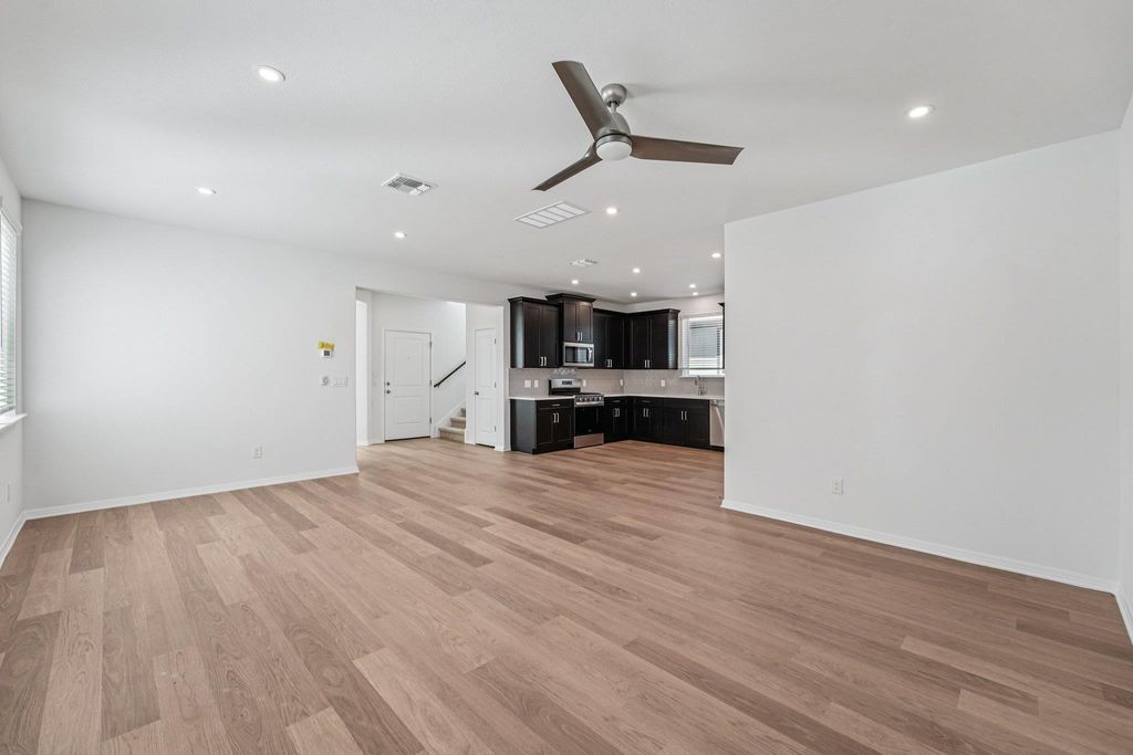 6393 Marsh LN, Buda, TX 78610