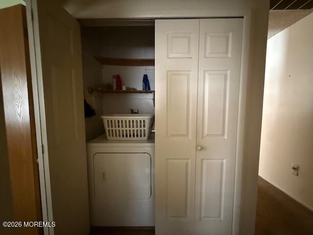 16 Sutherland Court, Toms River, NJ 08757