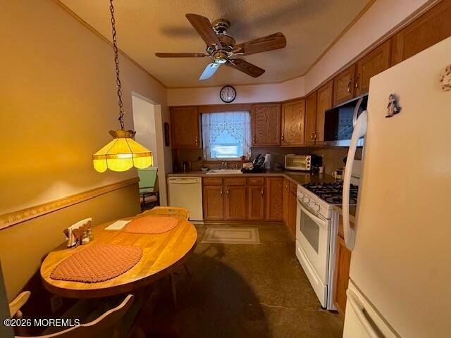 16 Sutherland Court, Toms River, NJ 08757