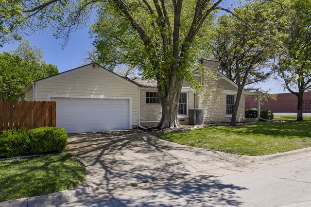 3540 W Biddison Street, Fort Worth, TX 76109