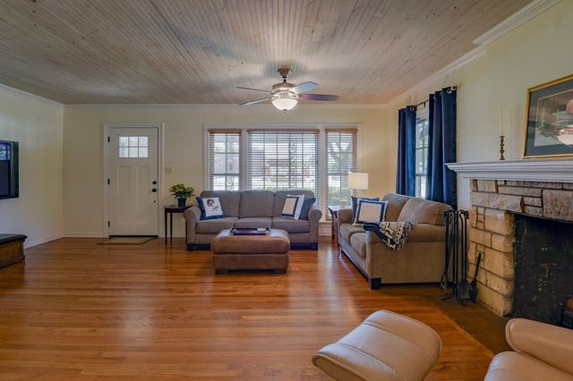 3540 W Biddison Street, Fort Worth, TX 76109