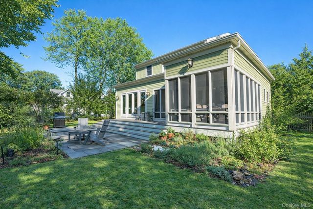 460 Bay Avenue, East Marion, NY 11939