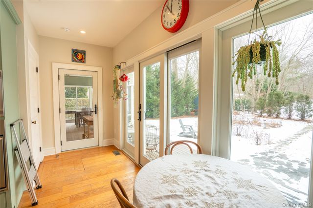 460 Bay Avenue, East Marion, NY 11939