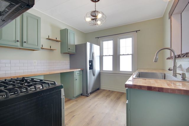 1944 Warwick Avenue, Whiting, IN 46394