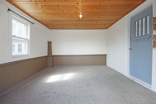 1944 Warwick Avenue, Whiting, IN 46394