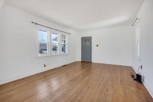 1944 Warwick Avenue, Whiting, IN 46394