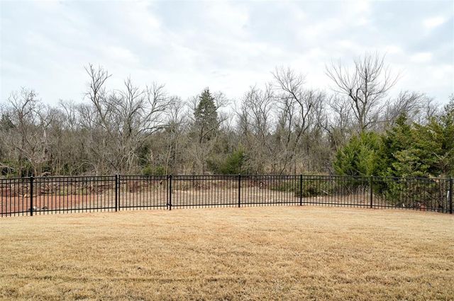 5620 NW 154th Terrace, Edmond, OK 73013