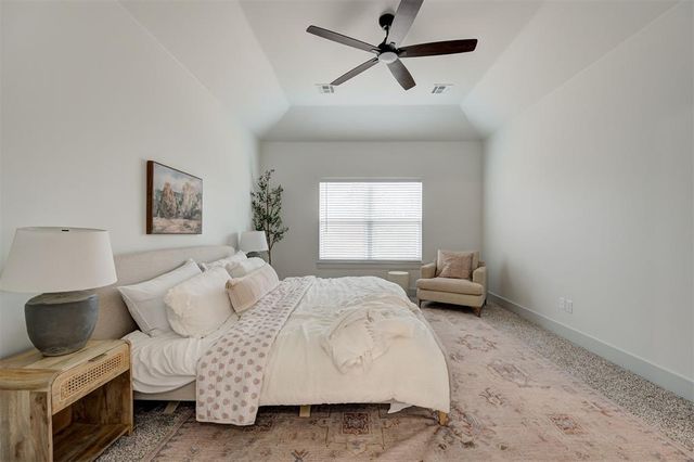 5620 NW 154th Terrace, Edmond, OK 73013