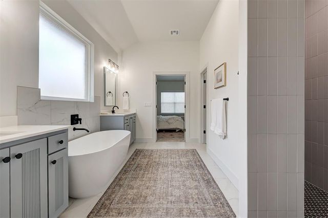 5620 NW 154th Terrace, Edmond, OK 73013