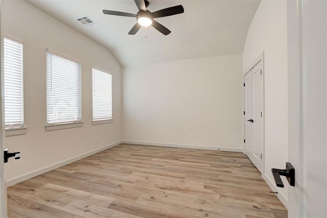 5620 NW 154th Terrace, Edmond, OK 73013