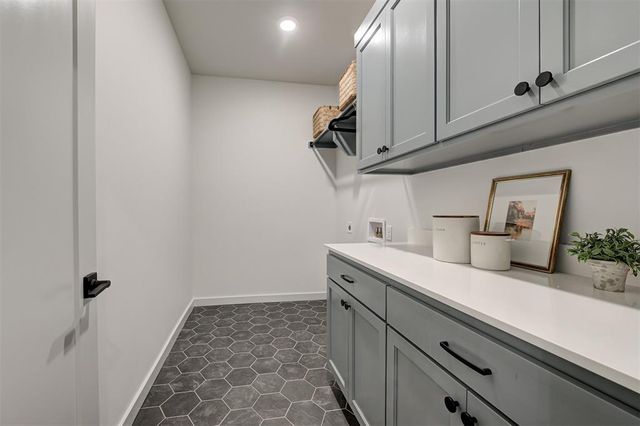 5620 NW 154th Terrace, Edmond, OK 73013