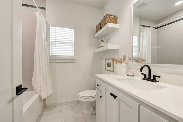 5620 NW 154th Terrace, Edmond, OK 73013