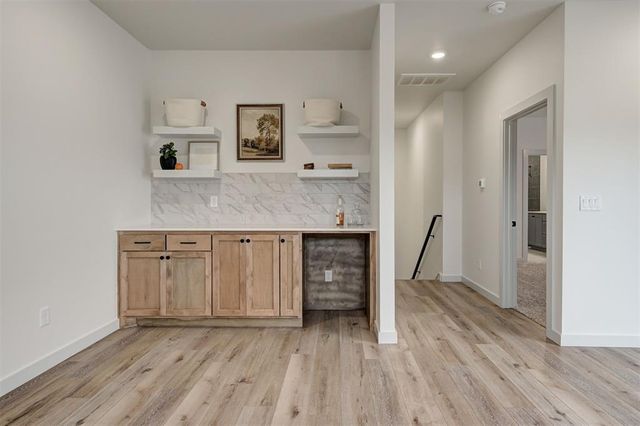 5620 NW 154th Terrace, Edmond, OK 73013