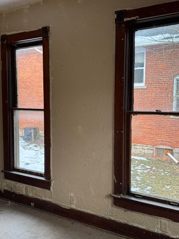 1317 Stophlet Street, Fort Wayne, IN 46802