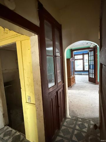 1317 Stophlet Street, Fort Wayne, IN 46802