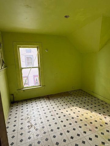 1317 Stophlet Street, Fort Wayne, IN 46802