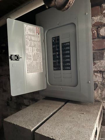 1317 Stophlet Street, Fort Wayne, IN 46802