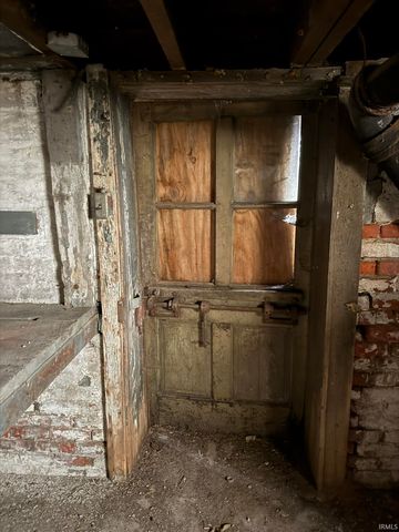 1317 Stophlet Street, Fort Wayne, IN 46802