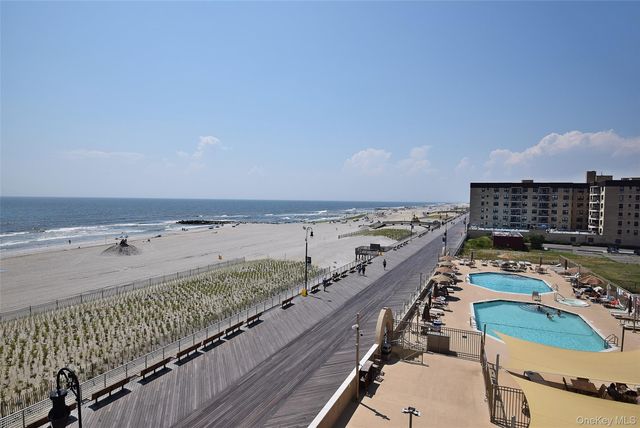 360 Shore Road 5E, Long Beach, NY 11561