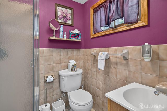 9 Janet Court, Milltown, NJ 08850