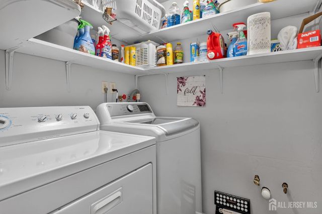 9 Janet Court, Milltown, NJ 08850