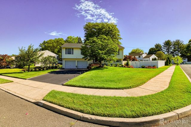 9 Janet Court, Milltown, NJ 08850